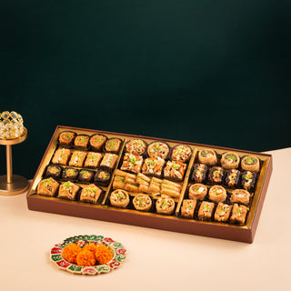 Sunheri Assorted Baklava Sweets Box 1Kg