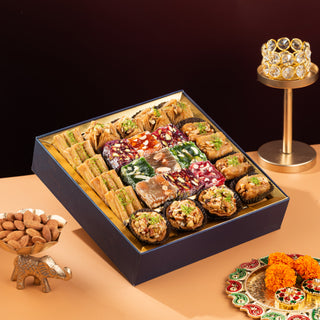 Regalia Assorted Baklava & Turkish Delight Sweets Box 580g