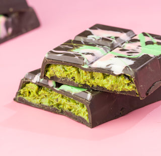 Kunafa Chocolate Pistachio Chocolate Bar (250gms)