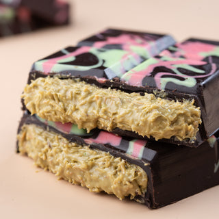 Kunafa Chocolate Pistachio Chocolate Bar (250gms)