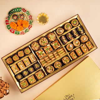 Sunheri Royale — Baklava & Stuffed Dates Hamper, 1.5kg