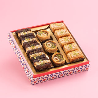 Red Imperial Chocolate Valentine Special Baklava Box with Ribbon Packing