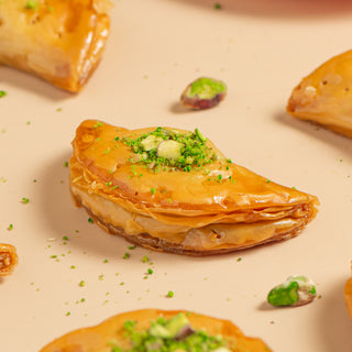 Holi Special Verde Turkish Gujiya Box - 3 Varities of Gujiya 500gm