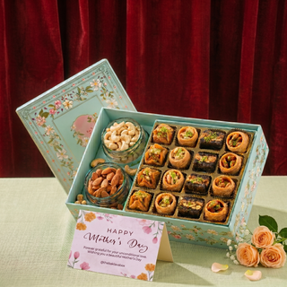 Pushp — Petals & Pastries Mother's Hamper