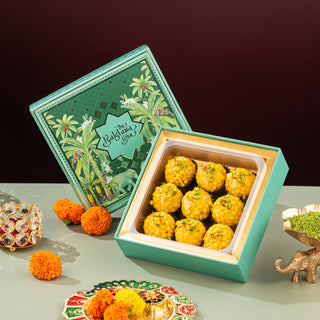 Emerald Kesar Pista Motichur Laddu Box