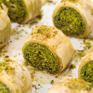 Assorted Baklava with pistachio- 600gms (Regalia gift box) - THE BAKLAVA BOX