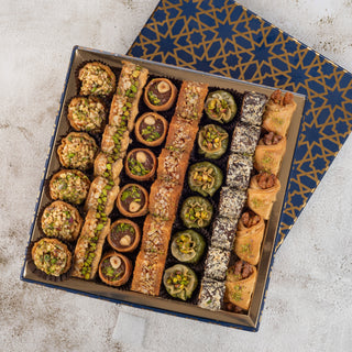 Assorted kunafa and baklavas 1kg - THE BAKLAVA BOX