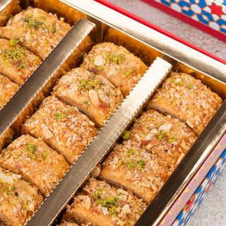 Cashew Cross Baklava - THE BAKLAVA BOX