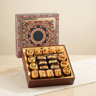 Shriyantra assorted baklava box 580g