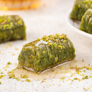 Pista Roll Baklava - THE BAKLAVA BOX