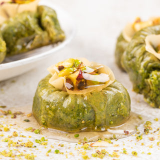 Pistachio Floral Ring Baklava - THE BAKLAVA BOX