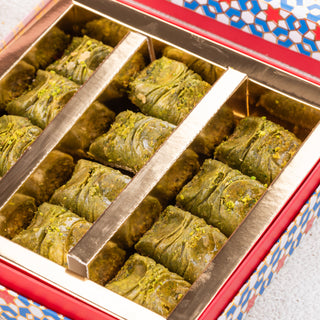 Pistachio Fold Baklava - THE BAKLAVA BOX