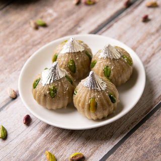 Coconut Cashew Premium Modak (600gm) - THE BAKLAVA BOX