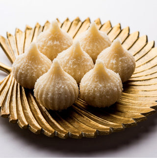 Coconut Cashew Premium Modak (600gm) - THE BAKLAVA BOX