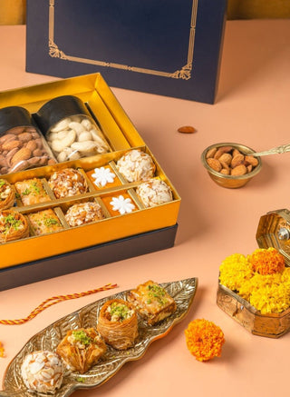 Regal gift hamper with baklavas and dry fruits - THE BAKLAVA BOX