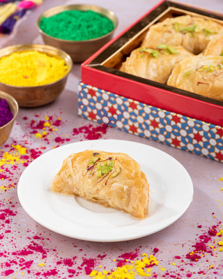 Turkish Gujiya (250gm) with Ribbon Packaging and organic gulal - THE BAKLAVA BOX